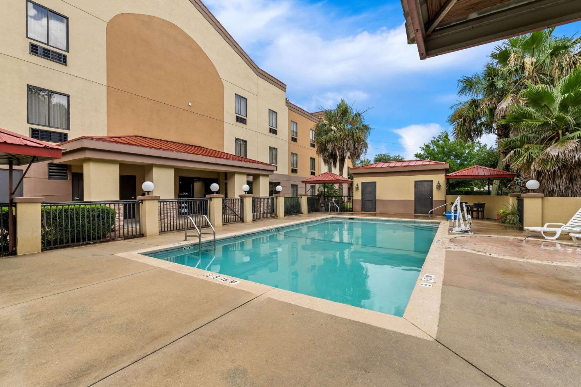 Comfort Suites Mobile East Bay Daphne Exterior photo